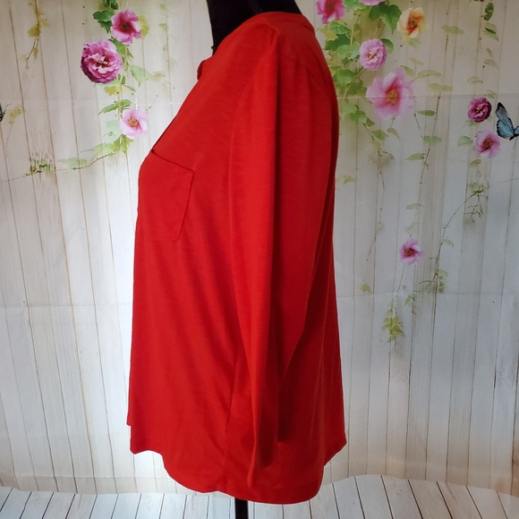 Rafaella blouse red button - Picture 3 of 5